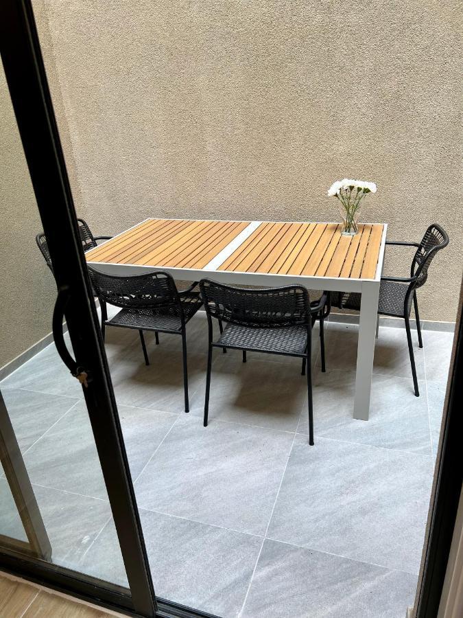 Exclusive Two-level With Private Terrace On The Canal Appartement Bruxelles